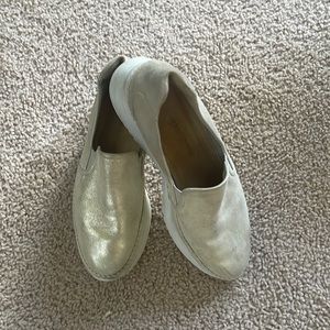 Paul Green  slip on shoes
